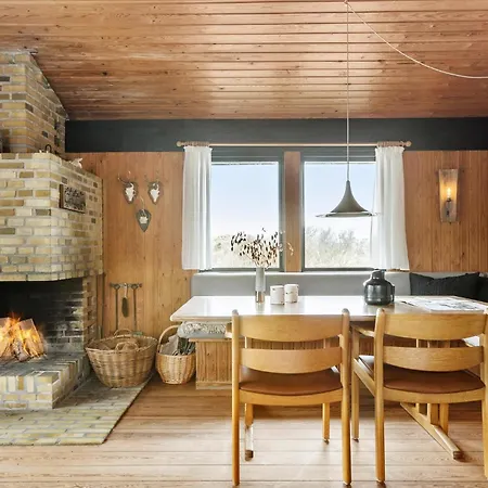 3 Bedroom Cozy In